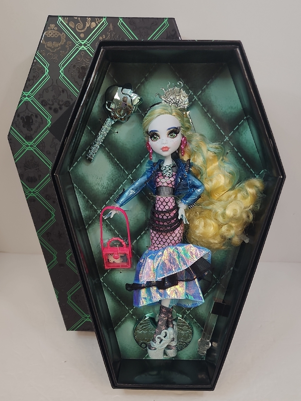 Monster High Haunt Couture Lagoona Blue Doll Mattel Creations Collector NRFB 202